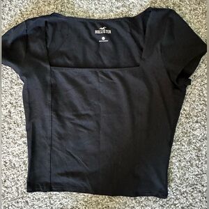 Hollister Women's Classic Black crop top